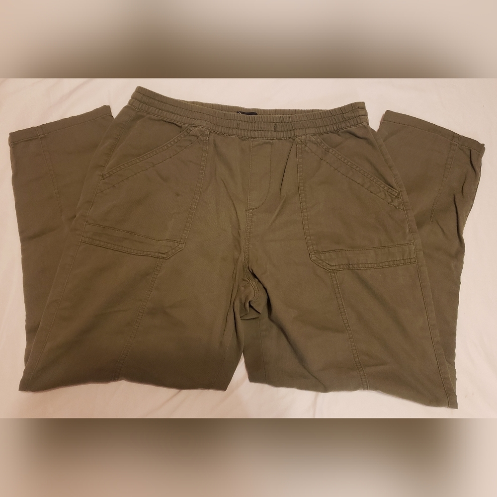 Supplies Women's Olive Cargo Pants - Picture 2 of 4